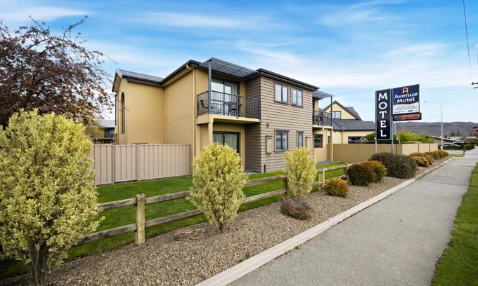 Alexandra Hotel | Avenue Motel