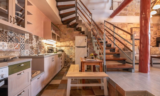 Sirili House | Avocado villa Fivos - Traditional Cretan destination