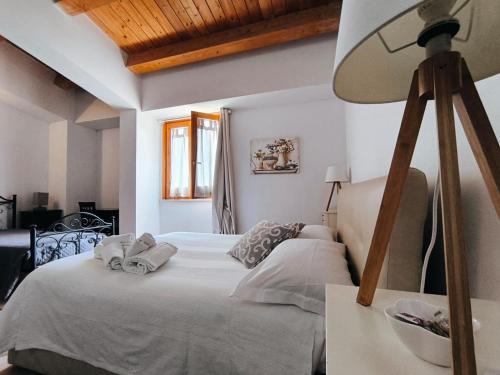 Avola Bed & Breakfast | Avola Opera House
