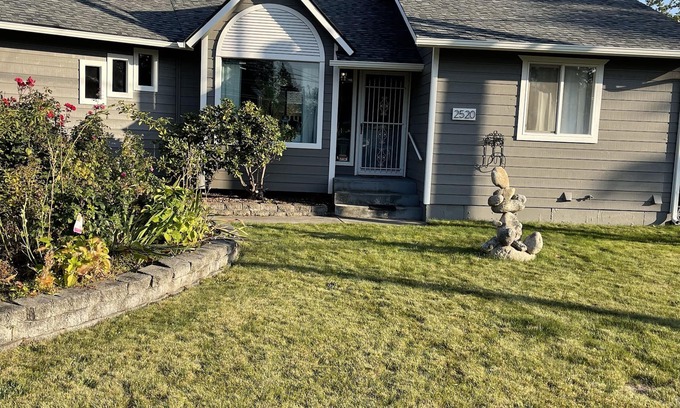 Coeur d'Alene House | Avon Rose House