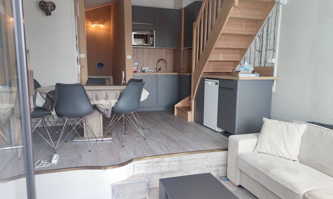 Avoriaz Condo | Avoriaz, Thuya, 2 rooms, 4 p, listed building, quiet, ski in, renovated
