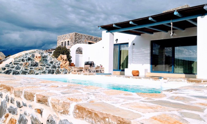 Kalamaki House | Avra Suite Stelani Villas & Suites