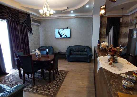 Kutaisi Apartment | Avto's Apartment in the Centre of Kutaisi