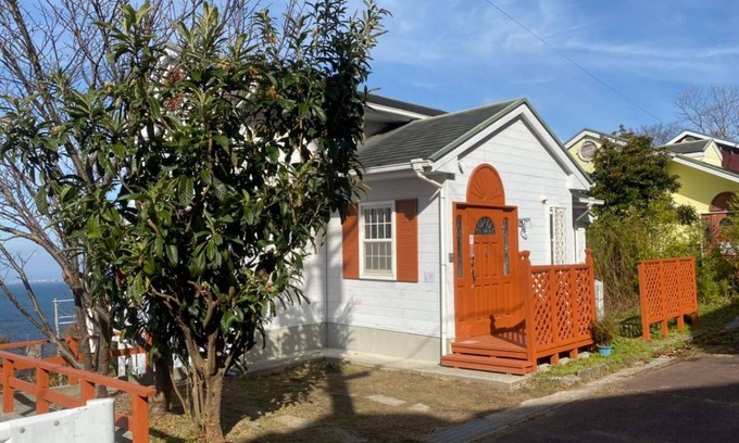 Awaji Apartment | [Awajishima charter] ☆ 2 minutes to the sea ☆ Hammock available ☆ Capacity 5 people