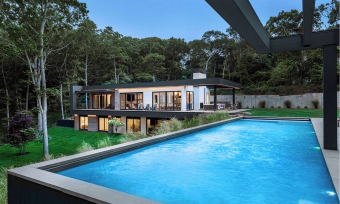 Montauk House | Award-Winning Chic Modern Montauk Retreat