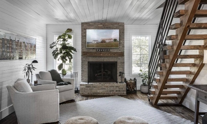 Dahlonega House | Award winning Farm House