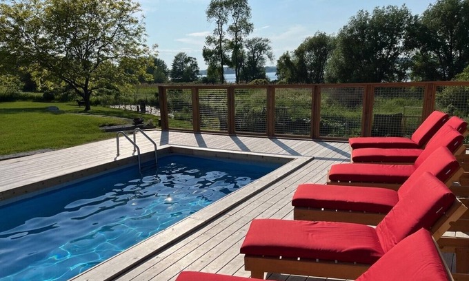 Cherry Valley House | Away in the County-Sandbanks PEC