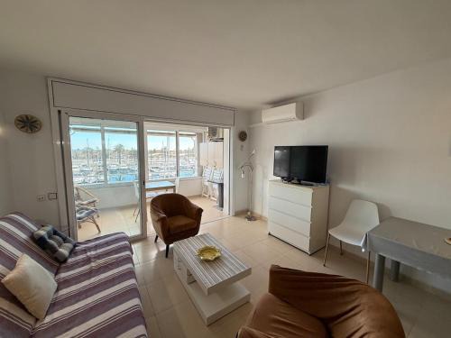 Empuriabrava Apartment | AwayDays - PG 3-3 - Apartamento al Canal con Wi-Fi