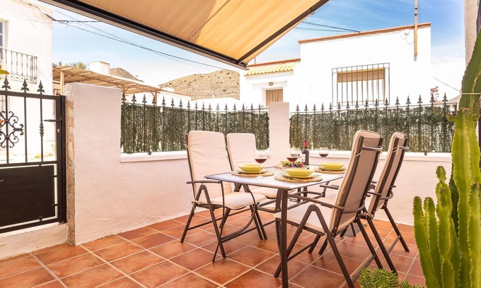 Nijar Apartment | Awesome apartment in Hortichuelas