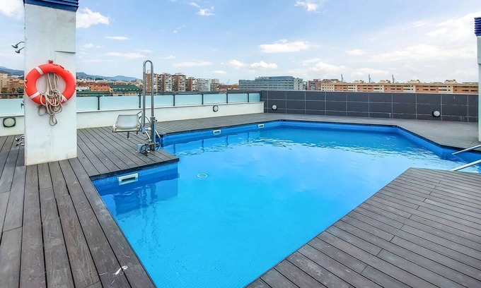 Cruz de Humilladero Apartment | Awesome apartment in Málaga with WiFi