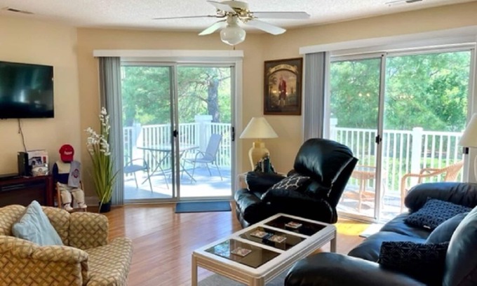 Calabash Condo | awesome condo overlooking 9th hole Magnolia golf course