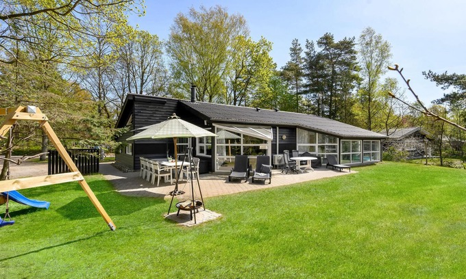Fjellerup Strand House | Awesome home in Glesborg with kitchen