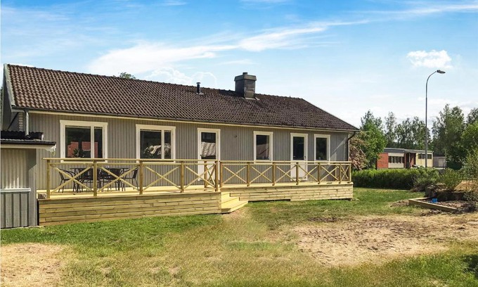 Kvillsfors House | Awesome Home In Kvillsfors With Wifi