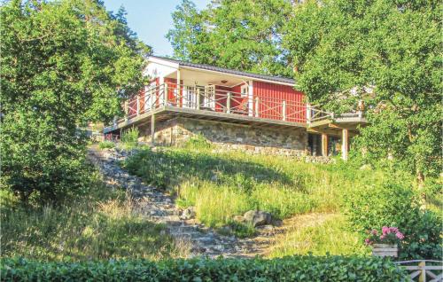 Vastervik House | Awesome Home In Västervik With Wifi
