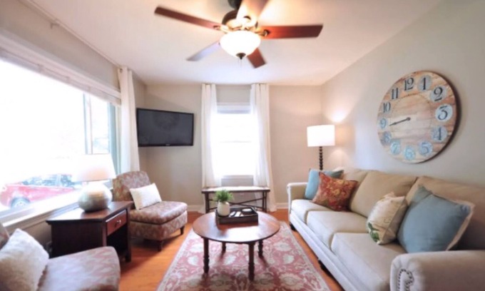 Prestonia House | Awesome Location for Louisville or Expo Stay!