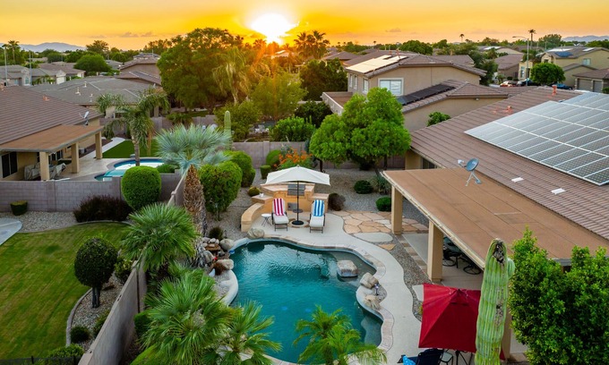 Silverton House | Awesome Sun and Swim Family Fun Home Heated Pool