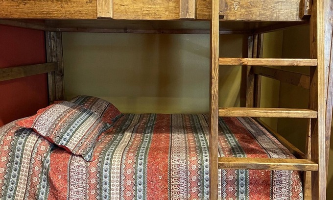 Concan Apartment | Axel's Hideaway, Exclusive Private Riverfront @Vacation Frio River Room #3