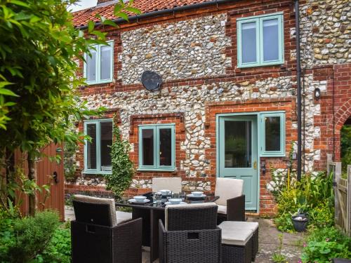 Burnham Thorpe House | Ayres Cottage