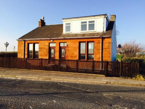 Kilmarnock House | Ayrshire cottage