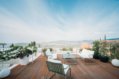 Artists Colony House | Azamra Inn Tzfat