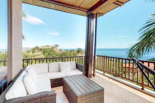 El Ocotal Apartment | Azul Paraiso 7B