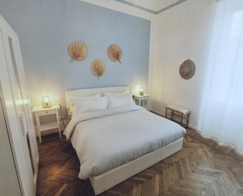 Alassio House | AZZURRA Ridi Che Ti Passa