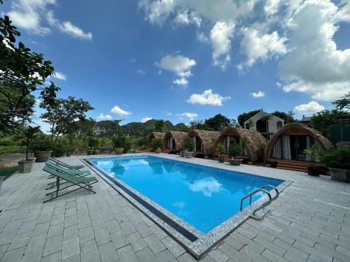 Hoa Lu Cabin | Bình An Mountain Side Bungalow