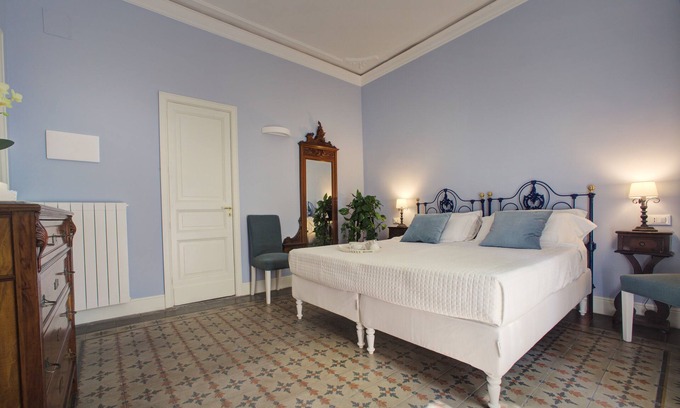 Borgo-Sanzio Bed & Breakfast | B&B Bellini Palace Luxury - ZAIRA