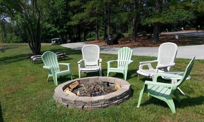 Apex Bed & Breakfast | B&B Country Garden Inn
