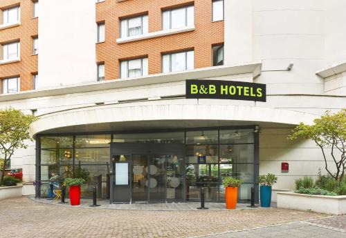 Rueil-Malmaison Hotel | B&B HOME Rueil-Malmaison Gare