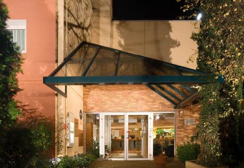 Gieres Hotel | B&B HOTEL Grenoble Université 2