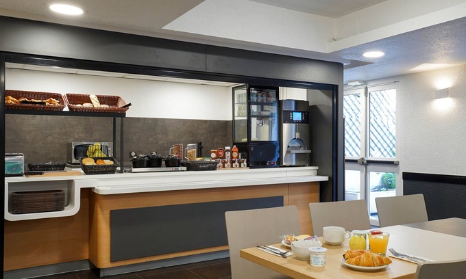 Le Rouet Hotel | B&B HOTEL Marseille Parc Chanot