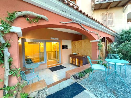 Cavallo Bed & Breakfast | B&B Les Capitaineries