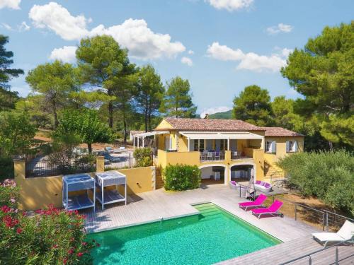 Figanieres Bed & Breakfast | B&B naturist Villa Oriél Figanieres