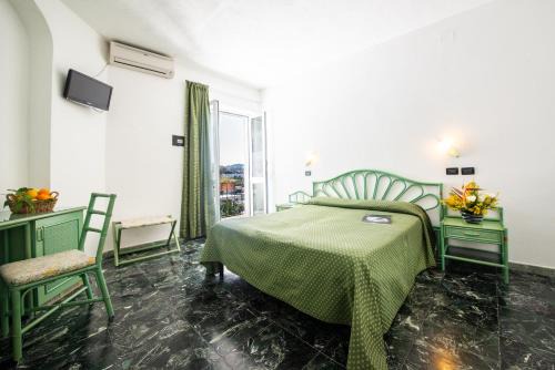 Lacco Ameno Bed & Breakfast | B&B Verde