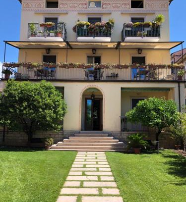 Garda Bed & Breakfast | B&B Villa Dall'Agnola