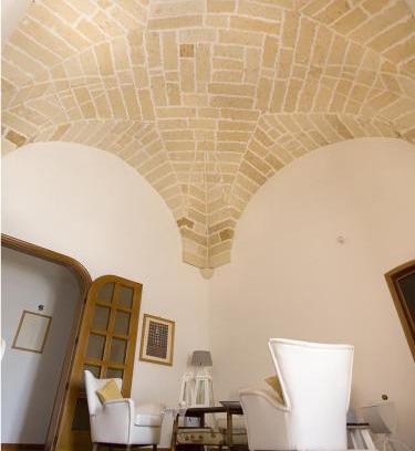 Campi Salentina Bed & Breakfast | B&B Virò