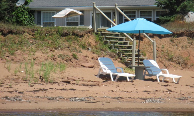 Wood Islands Cottage | B.E.A.C.H. Best Escape Anyone Can Have