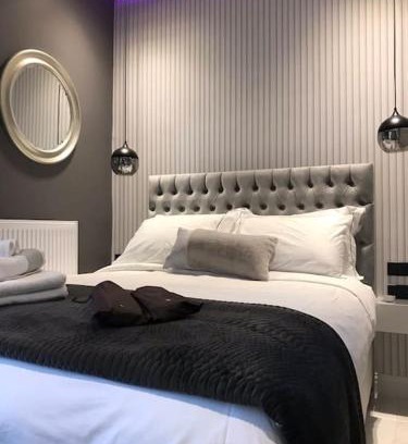 Volos City Centre Apartment | B & K Luxury & Elegant Volos Suite