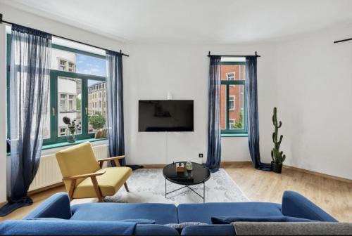 Leipziger Vorstadt Apartment | B OUR GUEST at NEW Vintage Chic Apartment