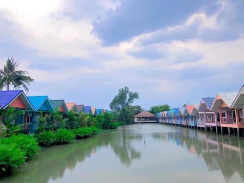 Bang Sao Thong Hotel | Baan Chay Namm Resort