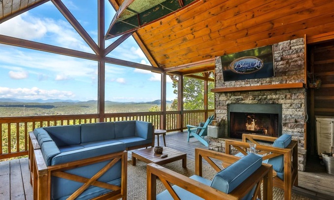 Morganton Cabin | Baby Blue Ridge | Morganton, Ga