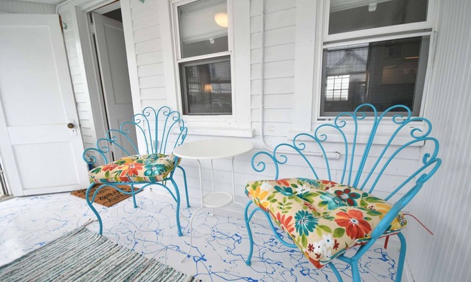 Salisbury Beach House | Baby Love Shack: Live the Beach Life - Stunning Property minutes from Salisbury Beach!