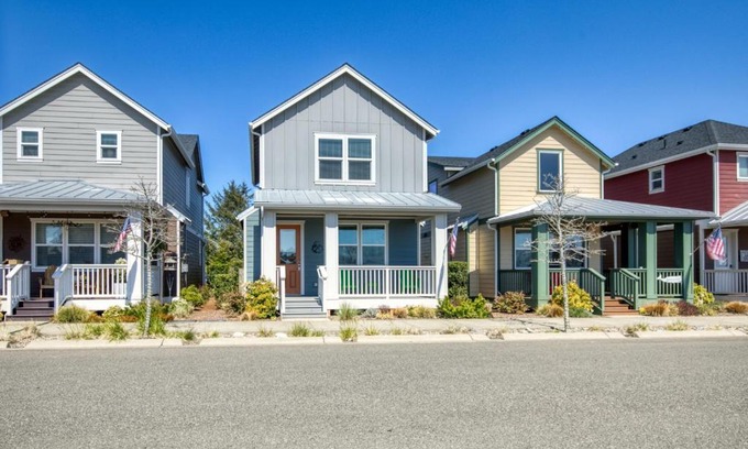 Ocean Shores House | Baby Shark Villa