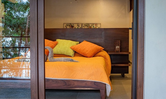 Buenavista Villa | Bacalar Casa Relaxo on the Lagoon with Private Dock