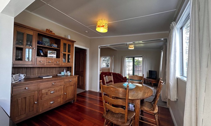 Westshore House | Bach Boy, Charlie. Kiwi Bach with location