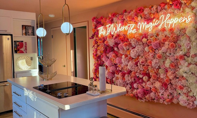 Melville House | BACHELORETTE PARTY Dream House