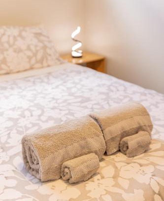 Karori House | Back Garden Flat with Free On Street Parking and Fiber WIFI - 15 mins to Ferry, Stadium, CBD