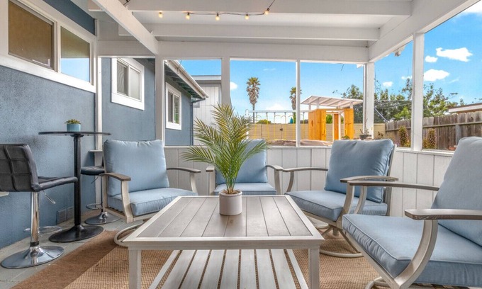 Marina House | Backyard Playset Family Getaway Home STR25-000025