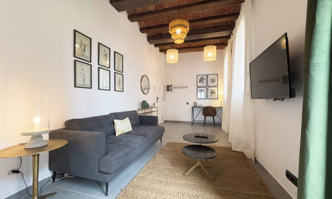 Poblenou Apartment | BADAJOZ Refurbished one bedroom flat close to beaches